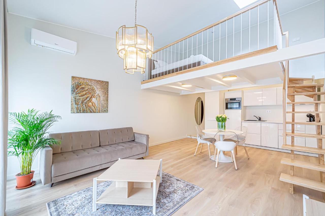 Modern Loft Apartment W/Free Parking No.2 Marijampolė Buitenkant foto